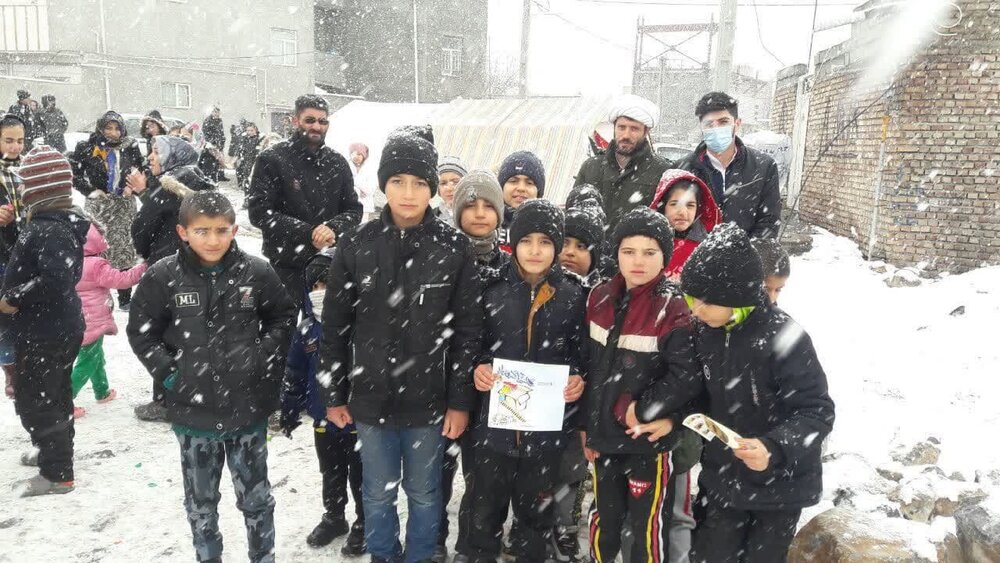 اینجا خوی، برف و سرما هم حریف عشق و دلدادگی طلاب نمیشود