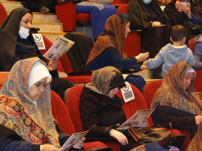 نشست بانوان فرهیخته گلستان با دبیرکل مجمع جهانی تقریب مذاهب