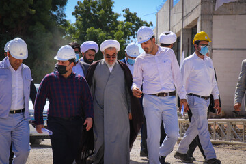 تصاویر/ بازدید نماینده ولی فقیه در هرمزگان از پروژه بیمارستان صنعتی نفت ستاره بندرعباس