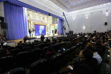 کلیپ| دهمین همایش ملی قرآن، عترت و سلامت