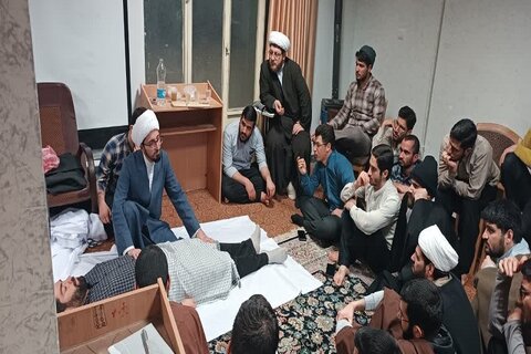 تصاویر/ برگزاری کارگاه تلبس در حوزه علمیه کرمانشاه