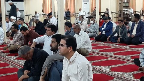 تصاویر/ اقامه نماز جمعه ۲۸بهمن شهرستان قشم