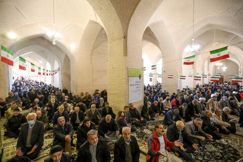 تصاویر / نماز جمعه قزوین از نگاه دوربین