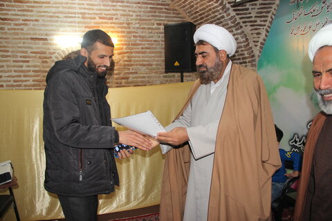 تصاویر / تجلیل از گروه اول از خانواد ه طلاب مدارس علمیه استان قزوین