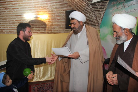 تصاویر / تجلیل از گروه اول از خانواد ه طلاب مدارس علمیه استان قزوین