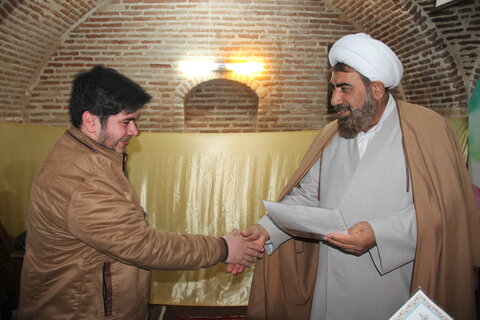 تصاویر / تجلیل از گروه اول از خانواد ه طلاب مدارس علمیه استان قزوین