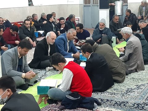 تصاویر/  برگزاری محفل انس با قرآن در دشت انقلاب کاشان