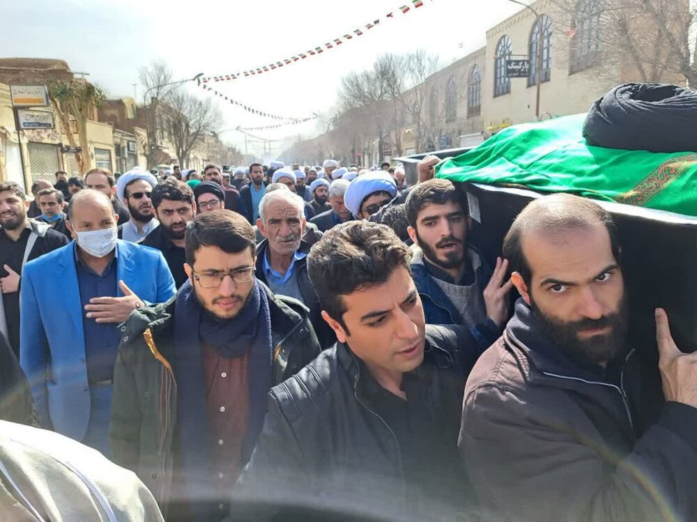 مراسم تشییع پیکر حجتالاسلام مدرسی مصلا مراسم تشییع پیکر حجتالاسلام مدرسی مصلا