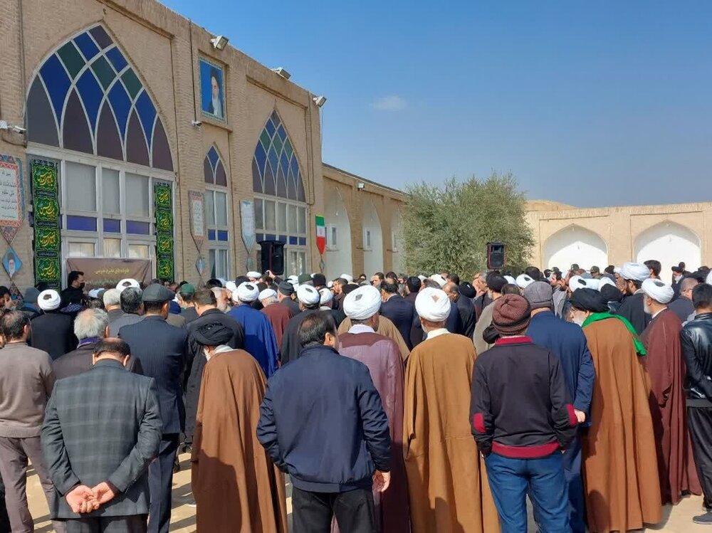 مراسم تشییع پیکر حجتالاسلام مدرسی مصلا مراسم تشییع پیکر حجتالاسلام مدرسی مصلا