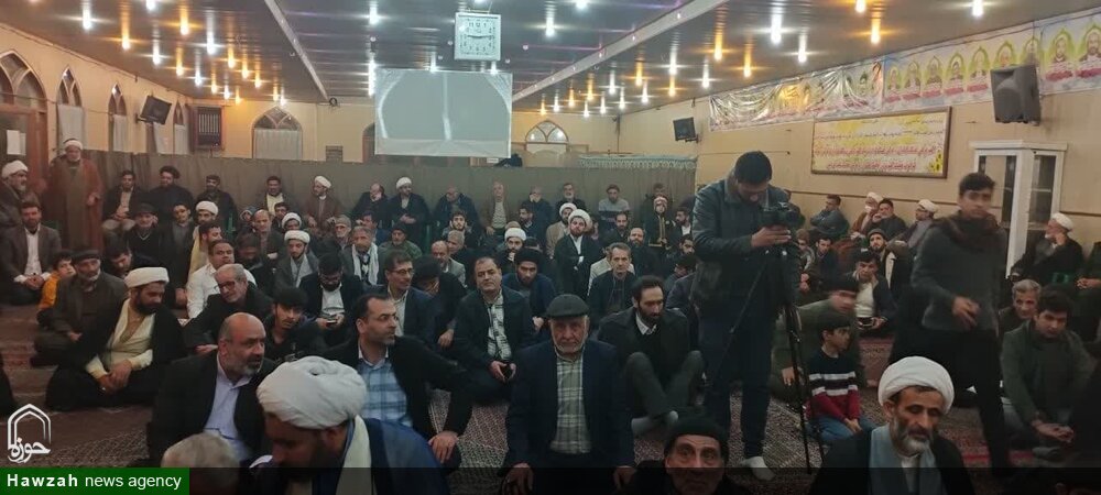 تجلیل از روحانیون و علمای پیشکسوت آران و بیدگل +عکس