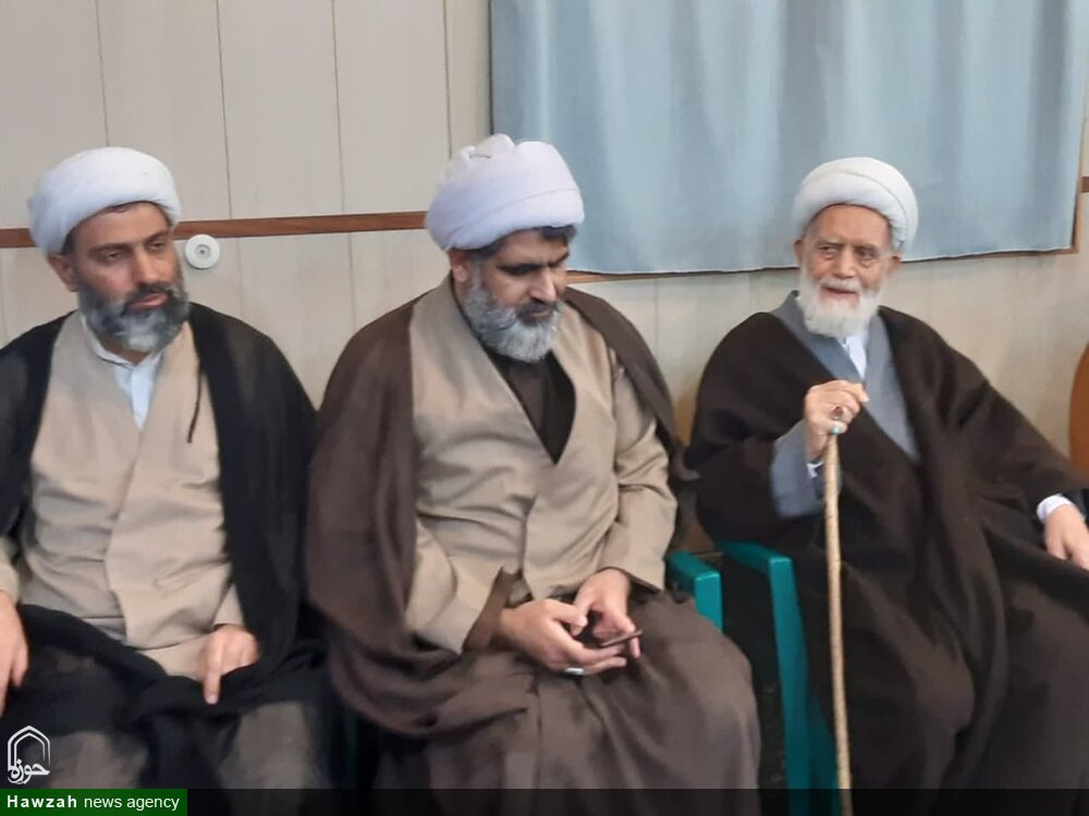 تجلیل از روحانیون و علمای پیشکسوت آران و بیدگل +عکس