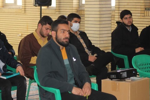 تصاویر/ سلسه نشست های خوانش گام دوم انقلاب در شهرستان تکاب