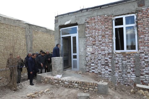 تصاویر/ بازدید استاندار آذربایجان‌غربی از ساخت و ساز مناطق زلزله زده