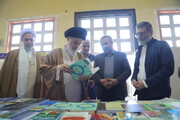 تصاویر / حضور آیت الله حسینی بوشهری در نمایشگاه کتاب دین