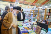 نمایشگاه کتاب دین به‌صورت منظم برگزار شود/ فرهنگ زیر بنای تمام مسائل کشور است