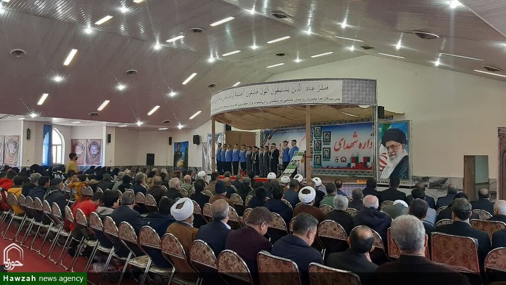 روحانیت همواره پیشقراول مبارزه و جهاد بودند / تقدیم ۱۴ شهید روحانی توسط مردم نهاوند به انقلاب اسلامی