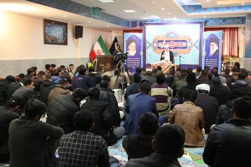 کل دین، نگاه امیدوارانه به آینده و ساخت آینده است