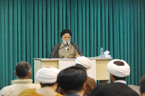 تصاویر/نشست علمی باموضوع"سنجش محتوایی حدیث،چرایی وچگونگی"درموسسه امام هادی«ع»