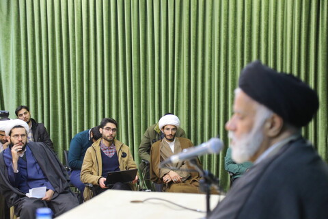 تصاویر/نشست علمی باموضوع"سنجش محتوایی حدیث،چرایی وچگونگی"درموسسه امام هادی«ع»