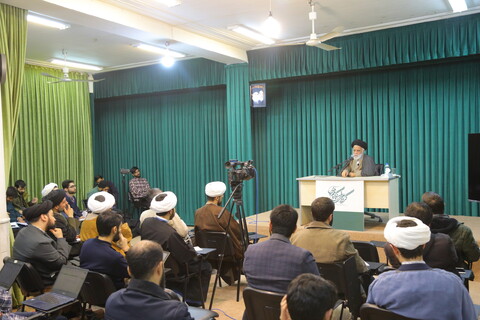 تصاویر/نشست علمی باموضوع"سنجش محتوایی حدیث،چرایی وچگونگی"درموسسه امام هادی«ع»