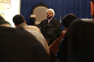 تصاویر/ برگزاری کارگاه آموزشی روش مطالعه در مدرسه علمیه امام خامنه ای ارومیه