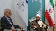 نشست رئیس شورای سیاست‌گذاری ائمه جمعه با استاندار خوزستان