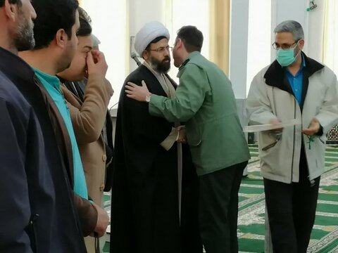 تصاویر/تقدیر از پاسداران بخش چهاردولی توسط امام جمعه شهر دزج