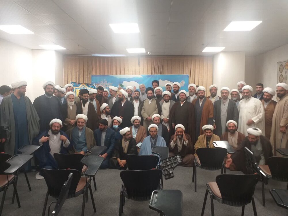 هشتمین اردوی خانوادگی طلاب هجرت اصفهان در مشهد مقدس برگزار شد