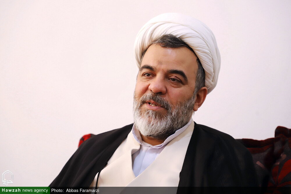 واکنش نماینده  پاپ بعد از  مطالعه صحیفه سجادیه