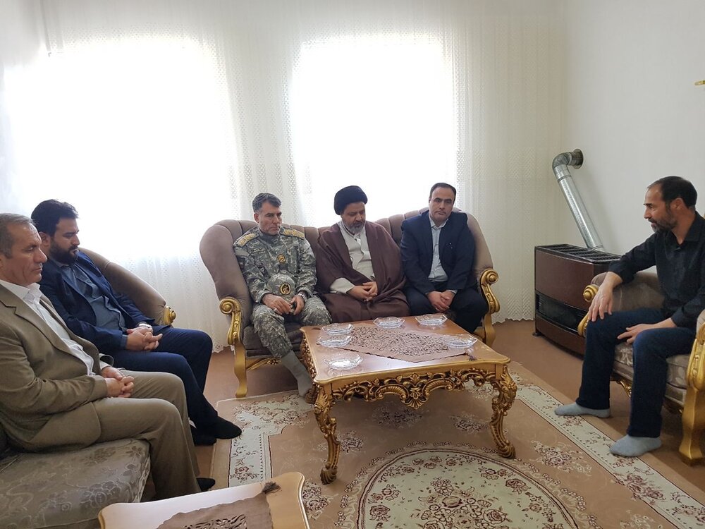 دیدار امام جمعه ماکو با جانبازان + عکس