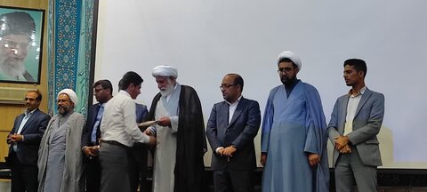 تصاویر/ هفتمین اجلاس نماز در شهرستان میناب برگزار شد