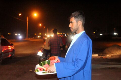 تصاویر/ برپایی ایستگاه صلواتی  شام میلاد امام سجاد (ع)  شهرستان جاسک