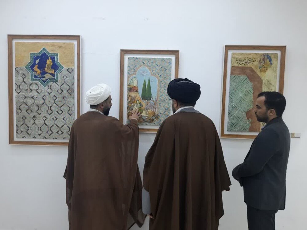 نمایشگاه نقاشی یک روحانی در اهواز برپا شد