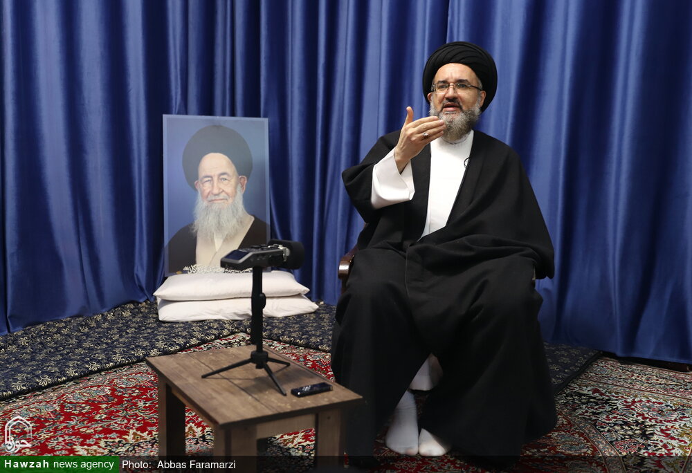 بین مردم و حضرت آیت الله گرگانی فاصله ای نبود؛ تواضع، سادگی و مردمیبودن ایشان فراموشنشدنی است