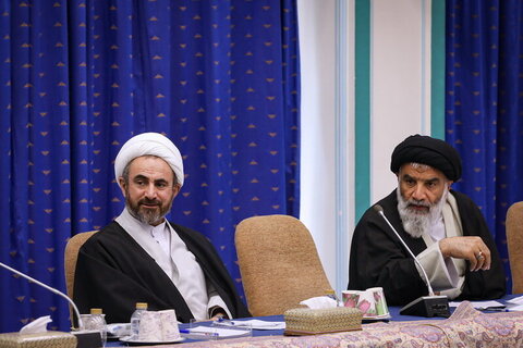بالصور/ اجتماع الرئيس الإيراني مع ممثلي الولي الفقيه وأئمة جمعة مراكز المحافظات الإيرانية