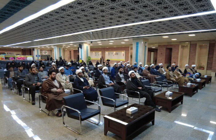 امام محله ظرفیت‌های حاکمیتی را پای کار مساجد می‌آورد