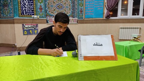 تصاویر/ کرسی آزاد اندیشی در مدرسه علمیه امام علی علیه السلام سلماس