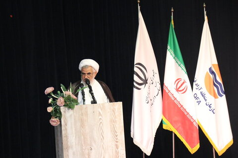 بالصور/ إقامة المؤتمر الدولي للإمام السجاد عليه السلام الثاني عشر في جزيرة قسم جنوبي إيران