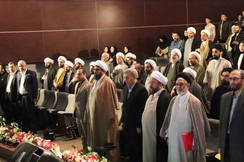 تصاویر/ برگزاری هفتمین اجلاس استانی نماز استان قزوین