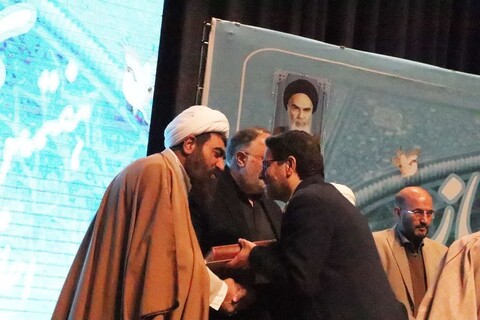 تصاویر/ برگزاری هفتمین اجلاس استانی نماز استان قزوین