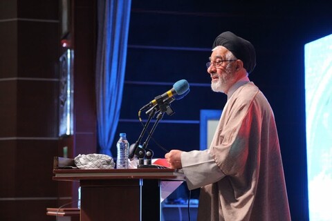 تصاویر/ برگزاری هفتمین اجلاس استانی نماز استان قزوین