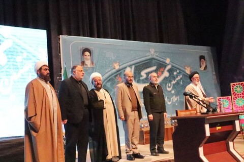 تصاویر/ برگزاری هفتمین اجلاس استانی نماز استان قزوین