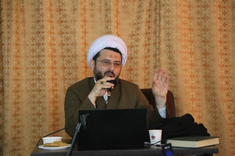 حجت‌الاسلام عباس اکبرپور روشن، دبیر جشنواره مجلات واحدهای آموزشی حوزه‌های علمیه