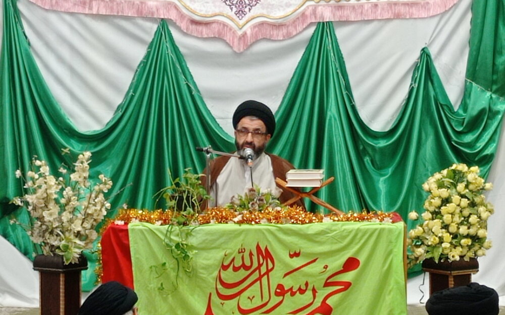 کارهای زمین مانده استان لرستان بالاست/ نیازمند همکاری و تعاون هستیم