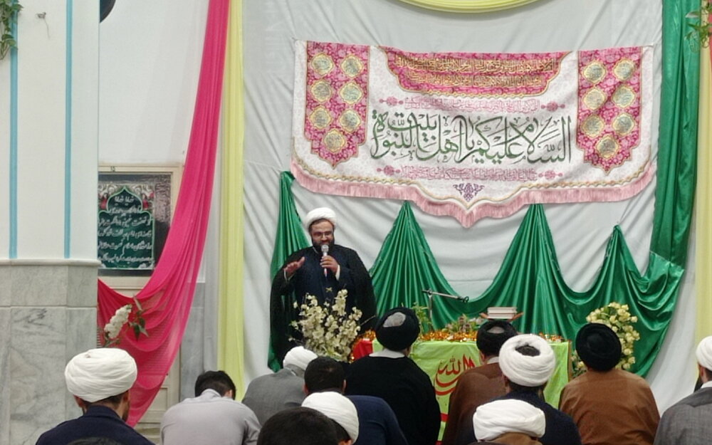 کارهای زمین مانده استان لرستان بالاست/ نیازمند همکاری و تعاون هستیم