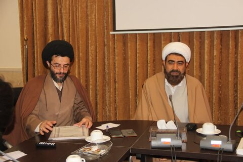تصاویر/ حضور مدیر حوزه علمیه استان قزوین در جمع طلاب جهادی