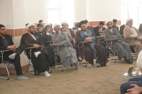 اولین دوره آموزشی منطقه ای «جهادگران حوزوی»، استانهای غربی