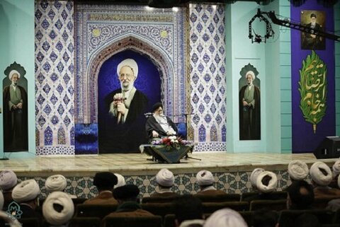 غیرت دینی بزرگترین امتیاز آیت الله مصباح یزدی بود علامه مصباح