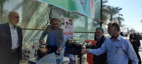 تصاویر/ حال و هوای بوشهری ها پیش از سخنان رئیس جمهور