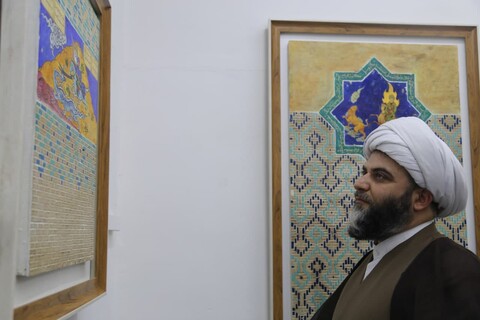 تصاویر/ بازدید حجت الاسلام و المسلمین قمی از نمایشگاه نقاشی تداعی